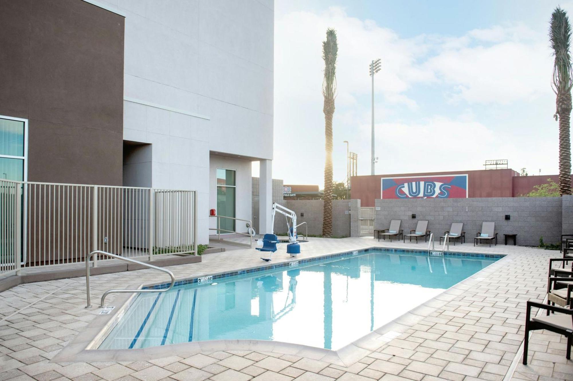 Courtyard By Marriott Mesa At Wrigleyville West Kültér fotó